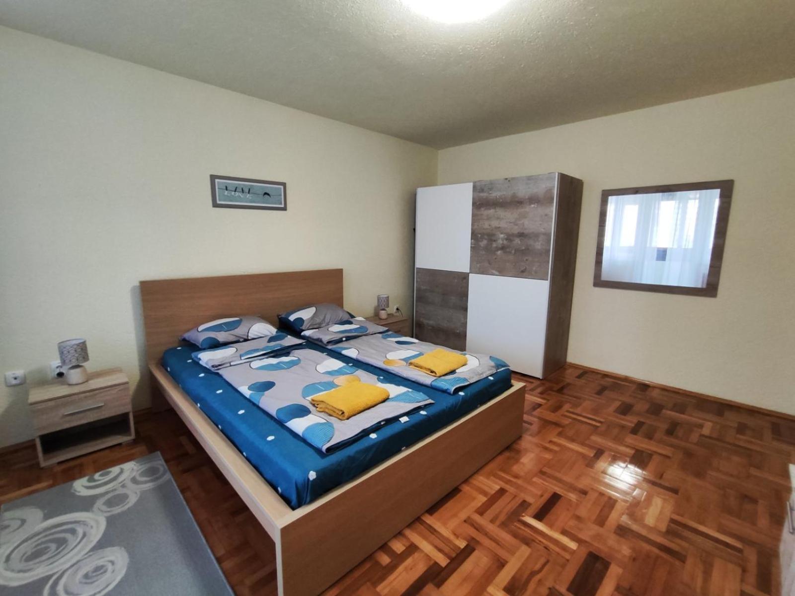 Apartament Mi